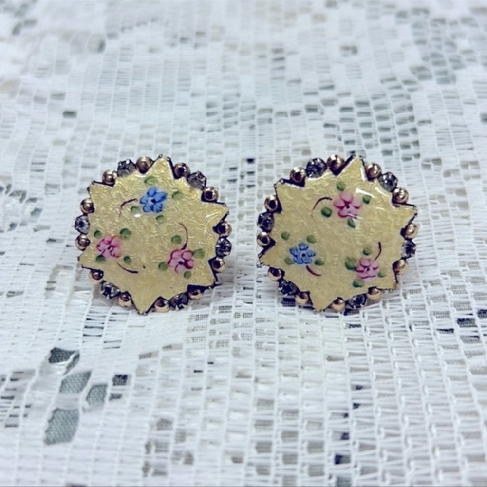 Antique/Vintage Earrings Screw Back Enamel‎ Rhinestones Yellow Floral